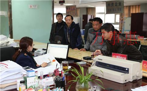 可以把記賬報稅外包給財務代理公司嗎？